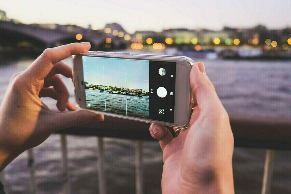5 Affordable Used Camera Smartphones