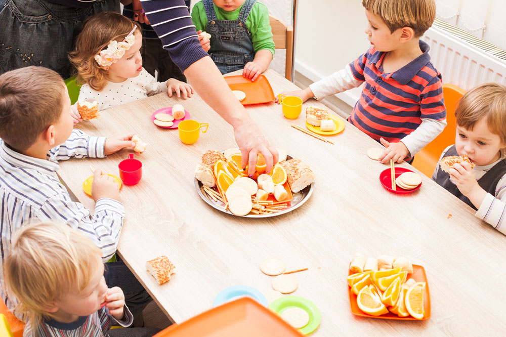 6 Healthy Snack Ideas for Preschoolers