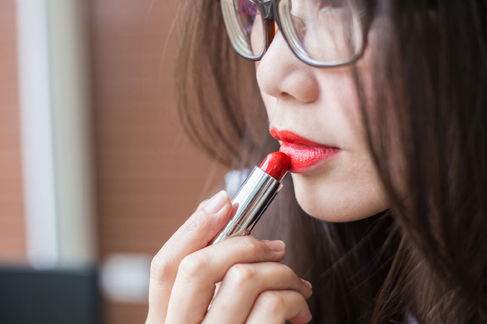Top 5 Hydrating Lipsticks for Dry Lips